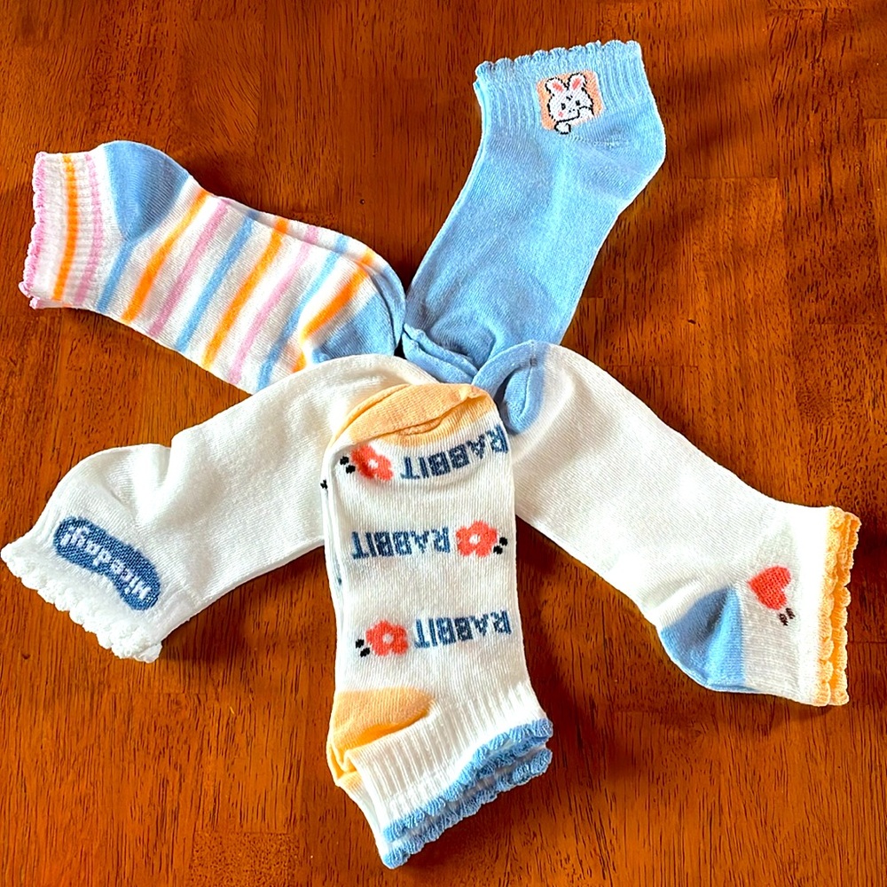Ankle socks Adult Bundle of 5 Pairs Rabbit theme and pastels. NEW